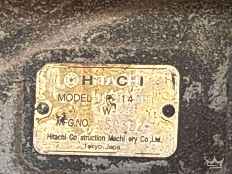 2013-deere-350g-lc-image-18