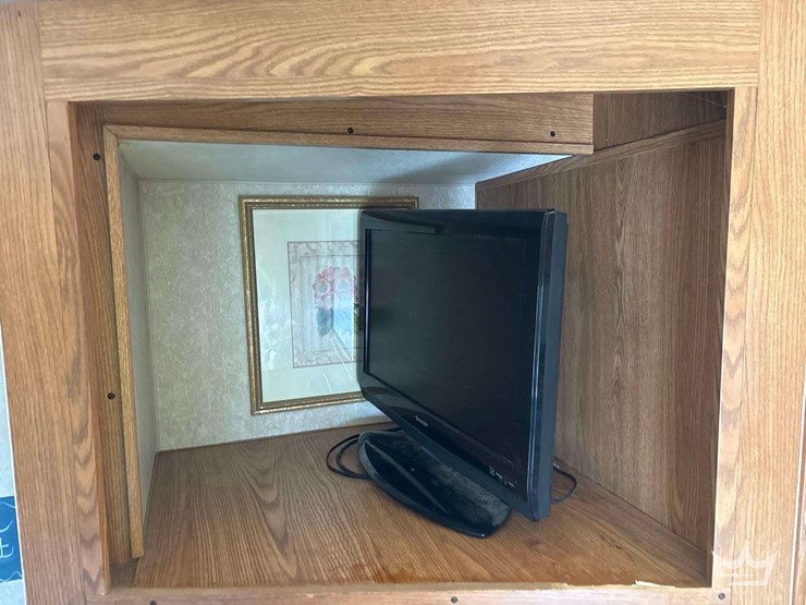 2004-fleetwood-wilderness-advantage-365-bsqs-38ft-t/a-5th-wheel-travel-trailer-image-27