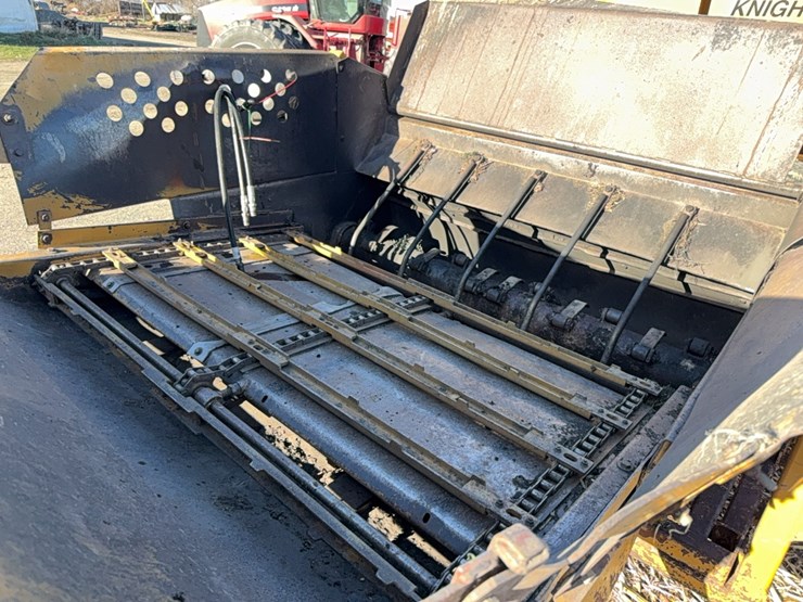 haybuster-bale-buster-image-6