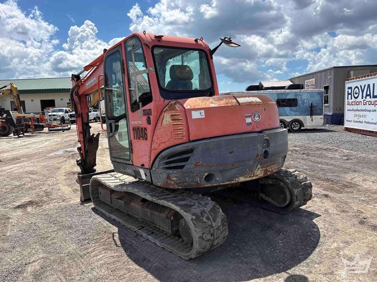 2011-kubota-kx080-3-image-4