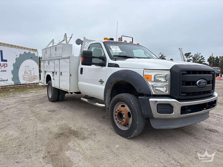 2012-ford-f550-image-2