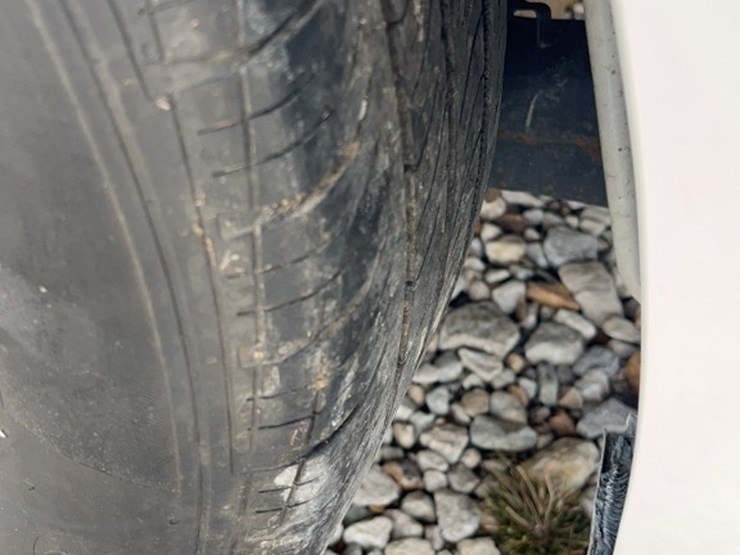 2021-nissan-versa-image-7