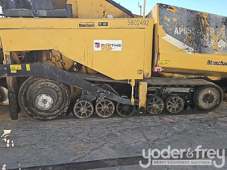 2012-caterpillar-ap-655d-image-9