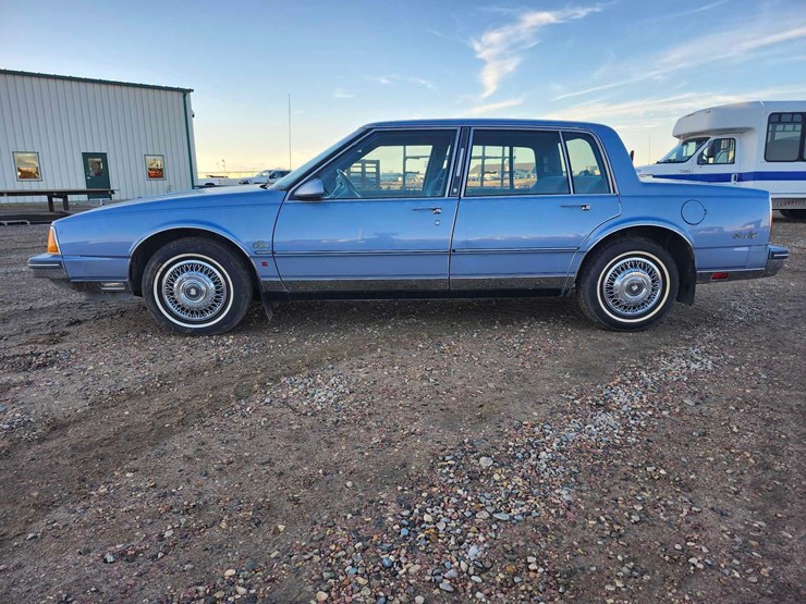 1985-oldsmobile-ninety-eight-regency-image-48