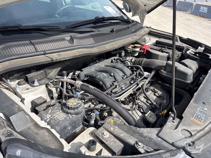 2017-ford-explorer-image-7