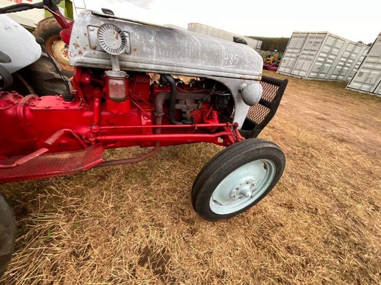 1950-ford-8n-image-8