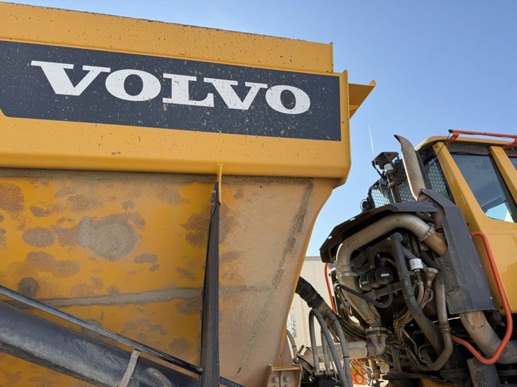 2020-volvo-a45g-image-45