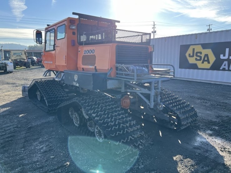 2000-tucker-terra-2000-sno-cat-image-6
