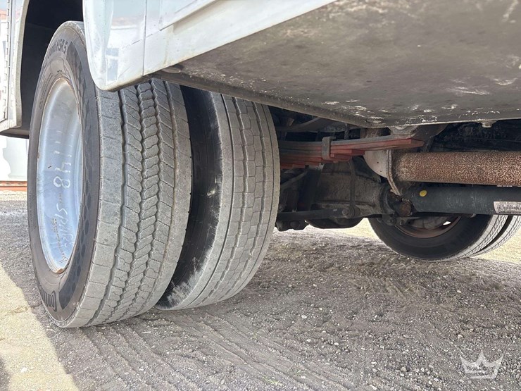 2017-ford-f550-image-23