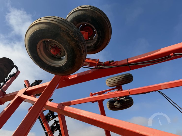 kuhn-krause-8200-36-image-28