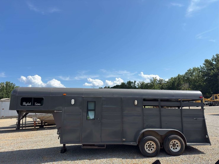 valley-trailer-image-5