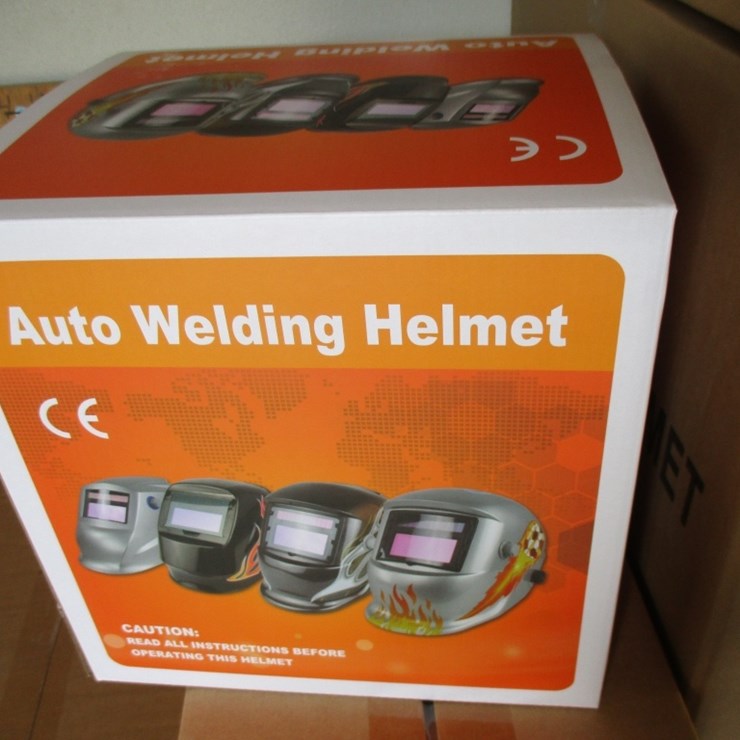 New Unused Auto Darkening Welding Helmet