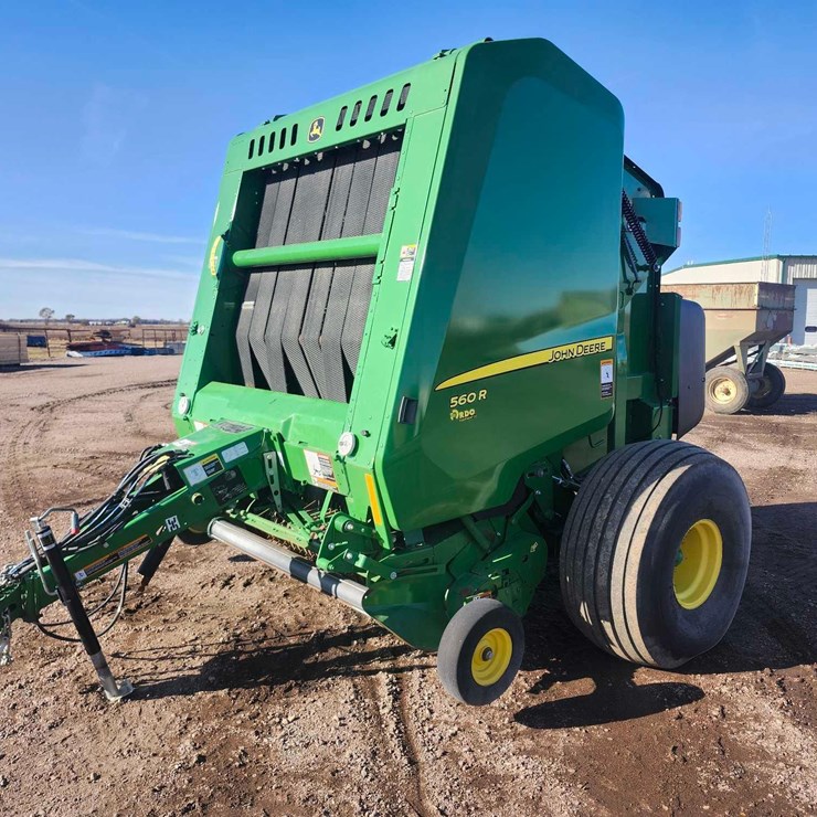 2021 JOHN DEERE 560R