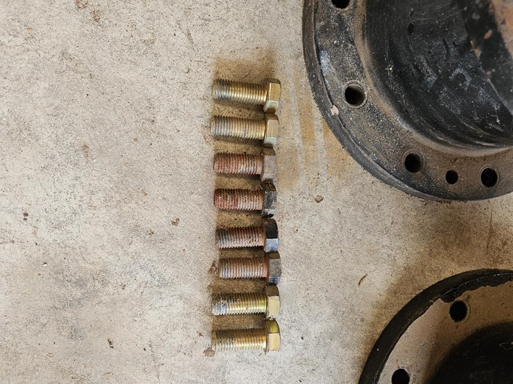 10"-dual-hubs-image-12