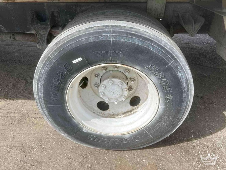 2013-ford-f750-image-19