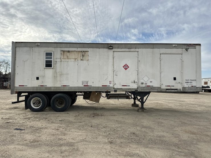 caterpillar-365-kw-image-6