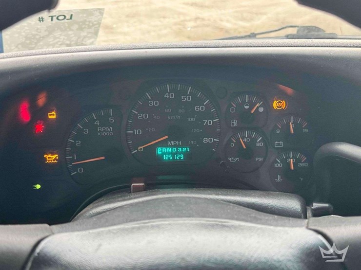 2005-chevrolet-c4500-altec-bucket-truck-image-12