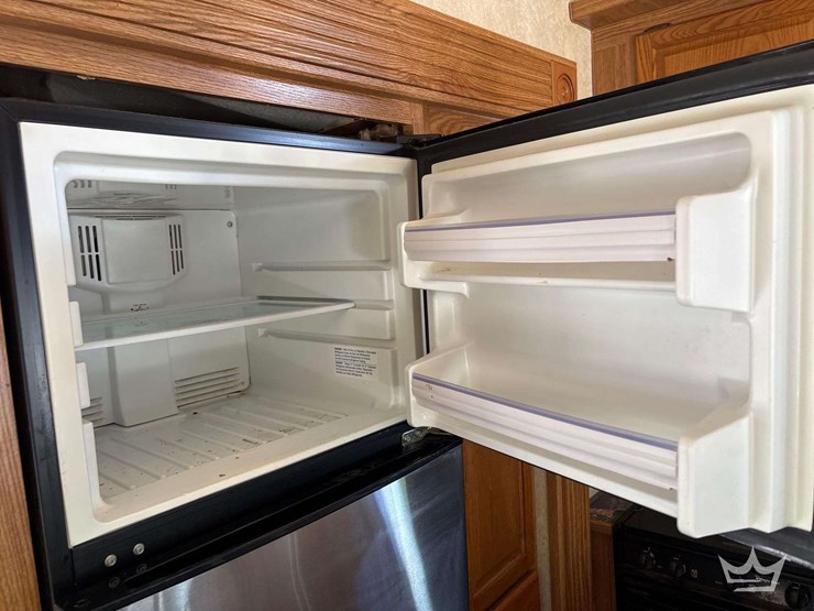 2004-fleetwood-wilderness-advantage-365-bsqs-38ft-t/a-5th-wheel-travel-trailer-image-40