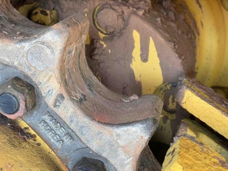 2019-deere-750k-lgp-image-10