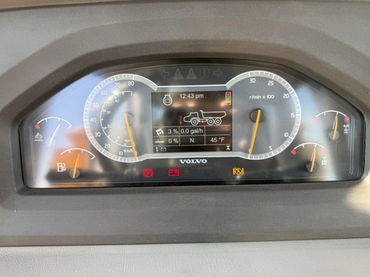 2020-volvo-a45g-image-102