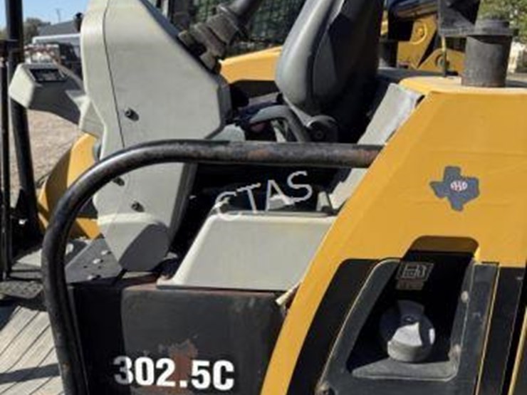 2011-caterpillar-302.5-image-11