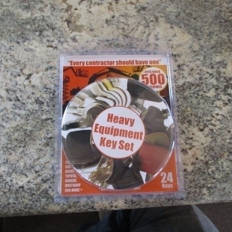 New Unused Heavy Equipment 24-Key Set,