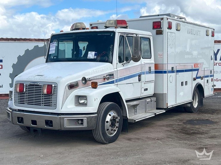 2004-freightliner-fl60-image-1