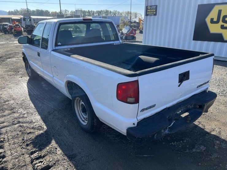 2003-chevrolet-s10-image-6