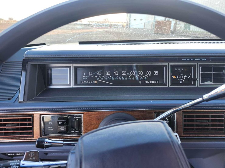 1985-oldsmobile-ninety-eight-regency-image-70