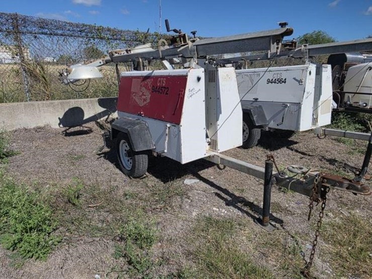 allmand-6k-light-plant-on-trailer/-working-image-2