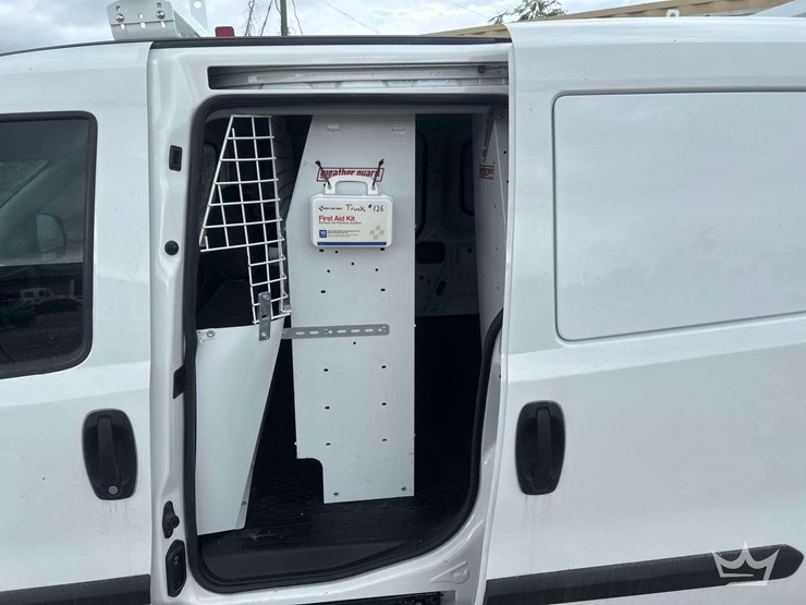 2021-ram-promaster-city-image-23