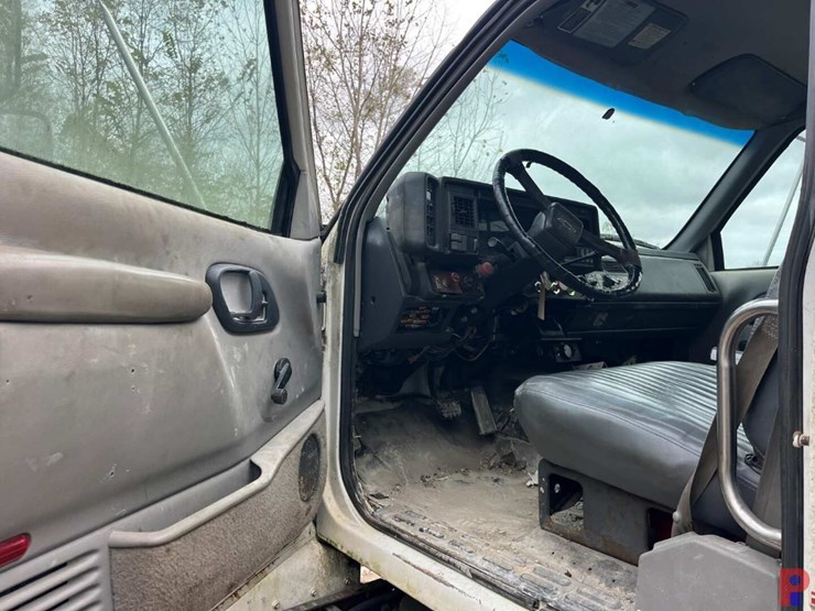 1997-caterpillar-3116-image-12