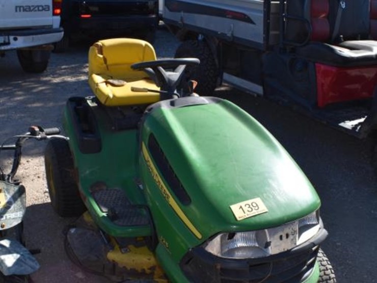 john-deere-125-image-1