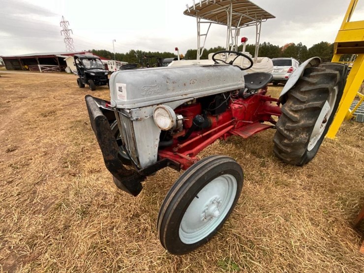 1950-ford-8n-image-1