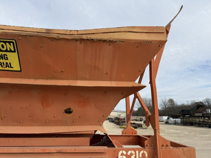 john-deere-8-image-25