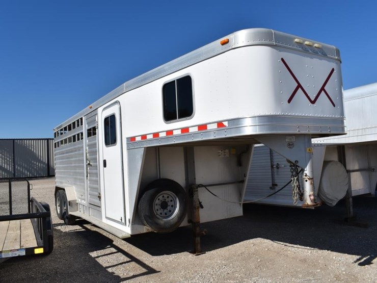 2009-6'-8"-featherlite-aluminum-livestock-trailer-w/-tack-room-(vin-#-4fg-b-image-1
