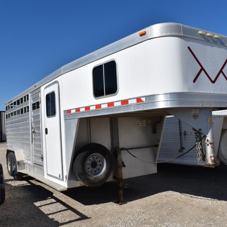 2009 6' 8" FEATHERLITE ALUMINUM LIVESTOCK TRAILER W/ TACK ROOM (VIN # 4FG-B