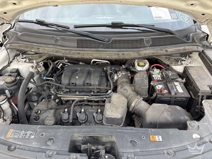 2018-ford-explorer-image-8