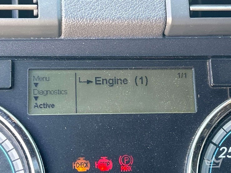 2017-freightliner-cascadia-125-image-29