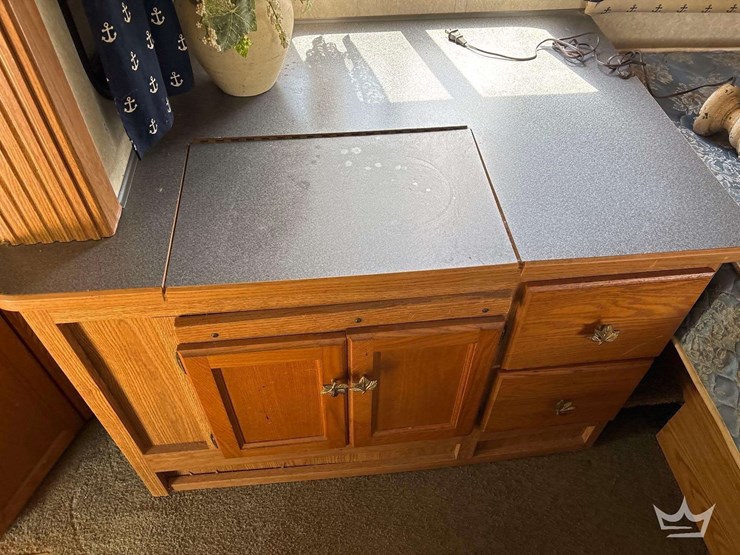 2004-fleetwood-wilderness-advantage-365-bsqs-38ft-t/a-5th-wheel-travel-trailer-image-22