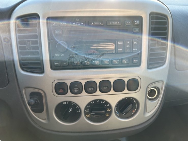 2006-ford-escape-hybrid-image-27