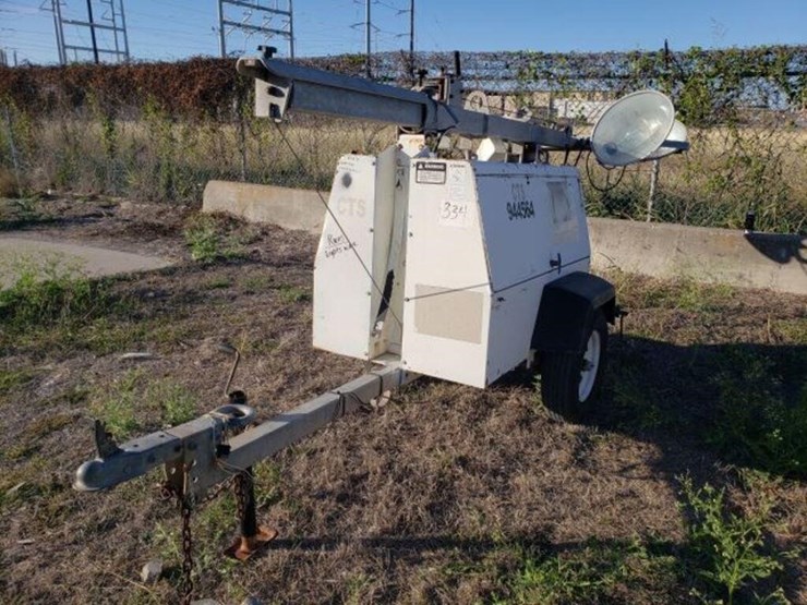 allmand-322pr008-mobile-light-tower/-does-work-image-2