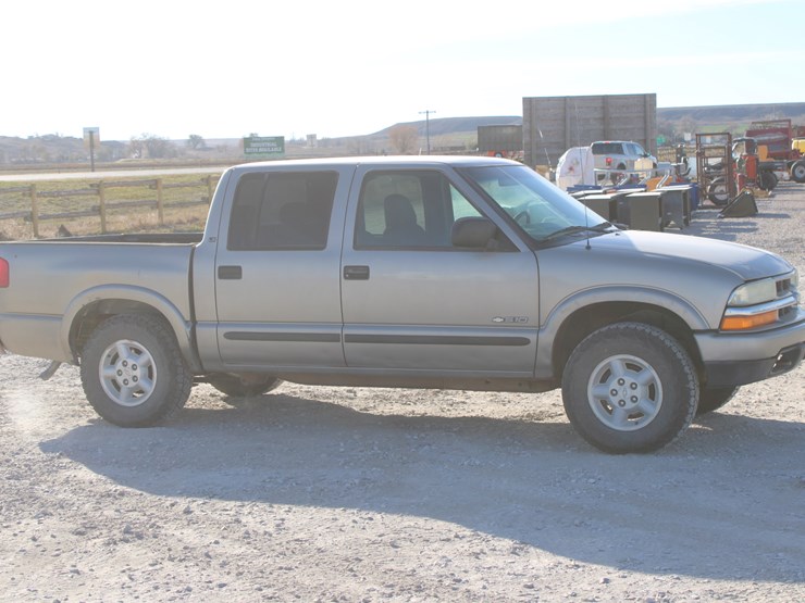 2004-chevrolet-s10-image-5