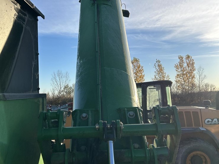 2010-parker-1348-image-36