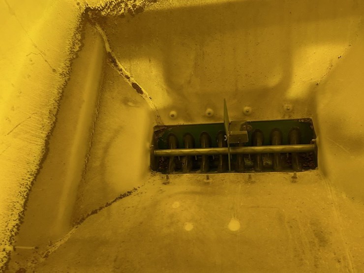 2014-john-deere-db60-image-38