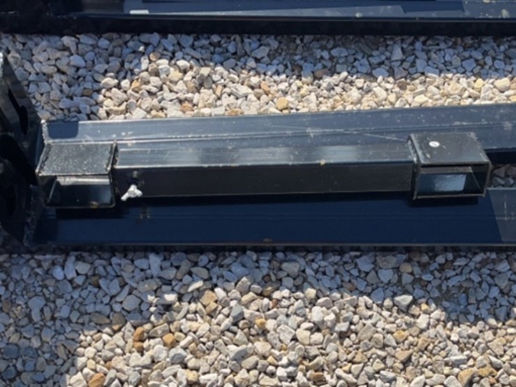 45in-adjustable-clamp-on-forks-image-1