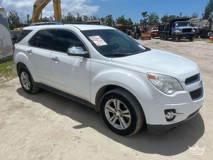 2013-chevrolet-equinox-image-2