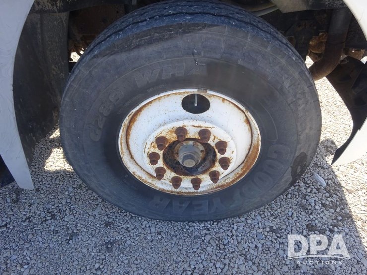 2004-mack-vision-dry-tender-truck-(pz14165,-unit-17539)-image-45