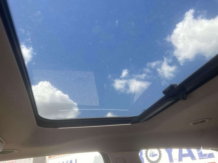 2013-chevrolet-traverse-image-16