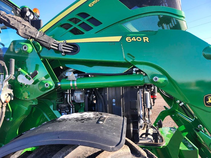 2023-john-deere-6155m-image-17